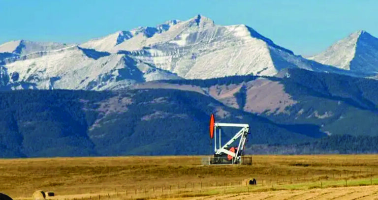Could Canada Really Stop oil Flow to the US in Response to Trump Tariffs?
