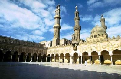 Students Grapple with Face Veil Ban at Al-Azhar